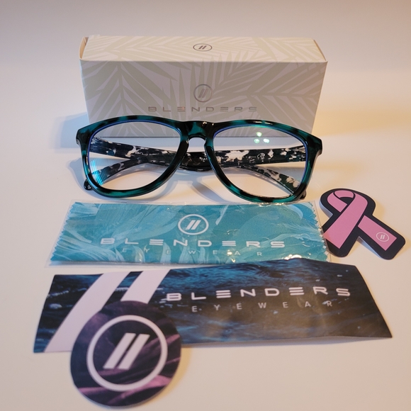 Blenders Eyewear Data DAZE Blue Light Glasses - Picture 1 of 9